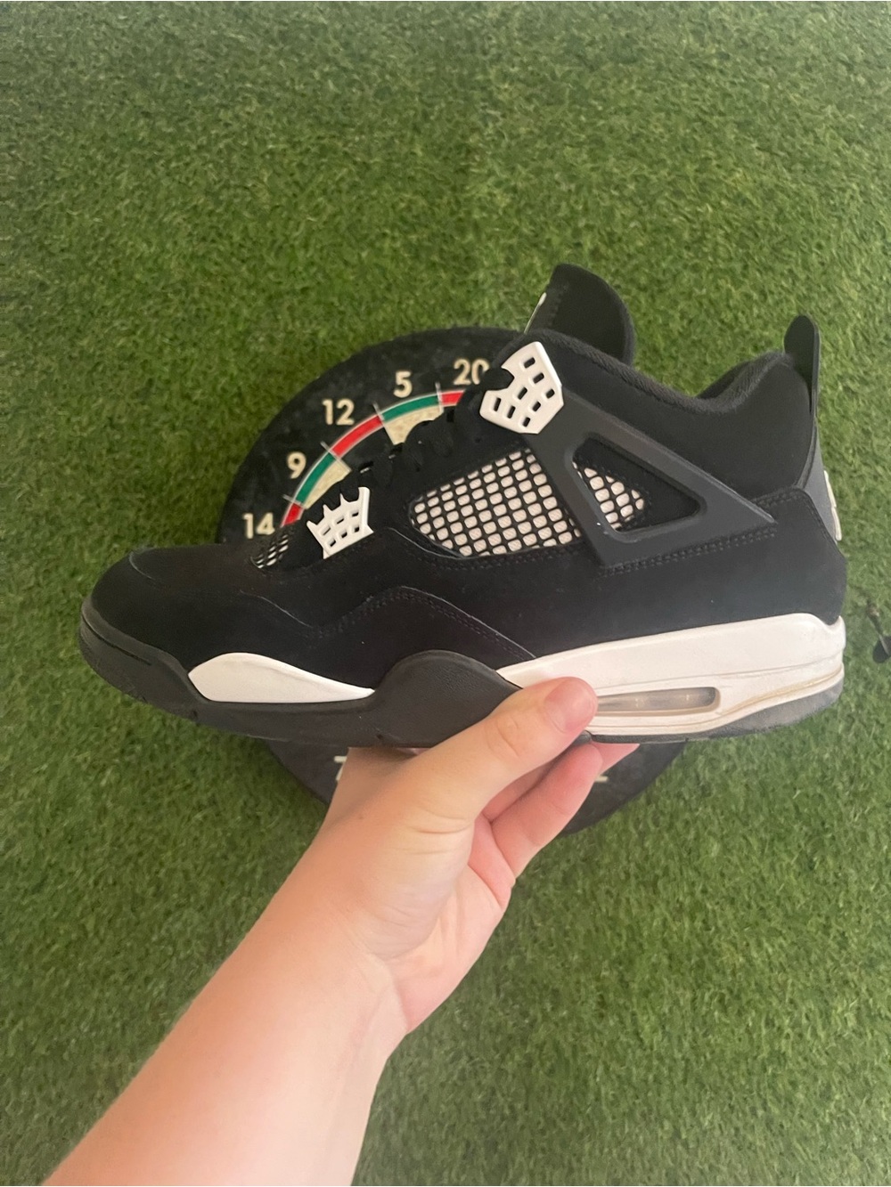 Nike Air Jordan 4 Retro “White Thunder”